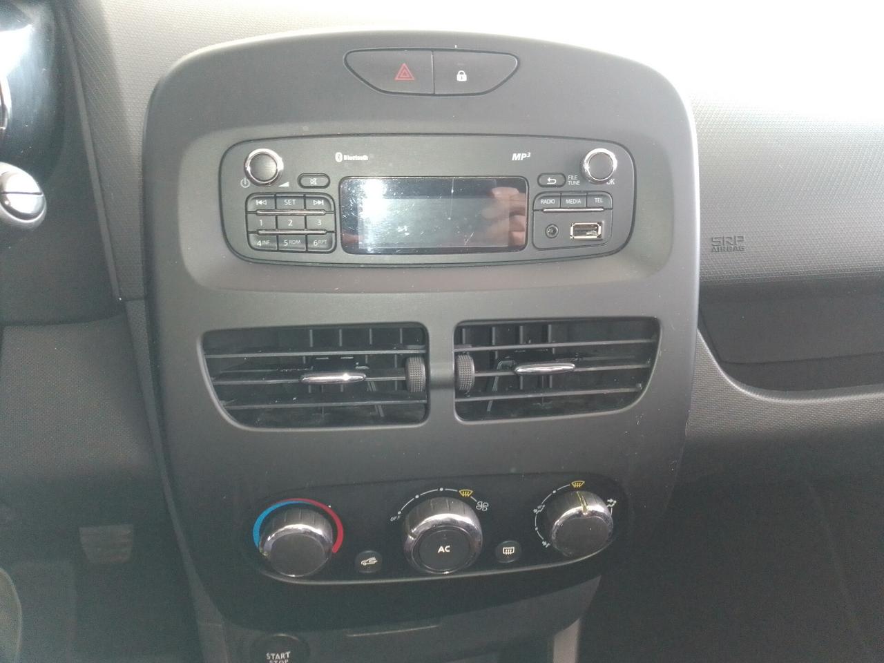 Renault Clio 1.2 75CV 5 porte Live