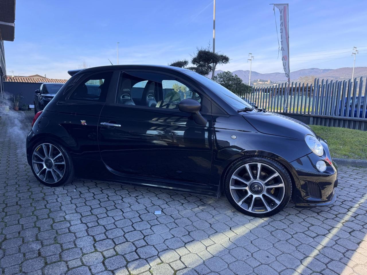 Abarth 500 C 1.4 Turbo T-Jet MTA Bicolore