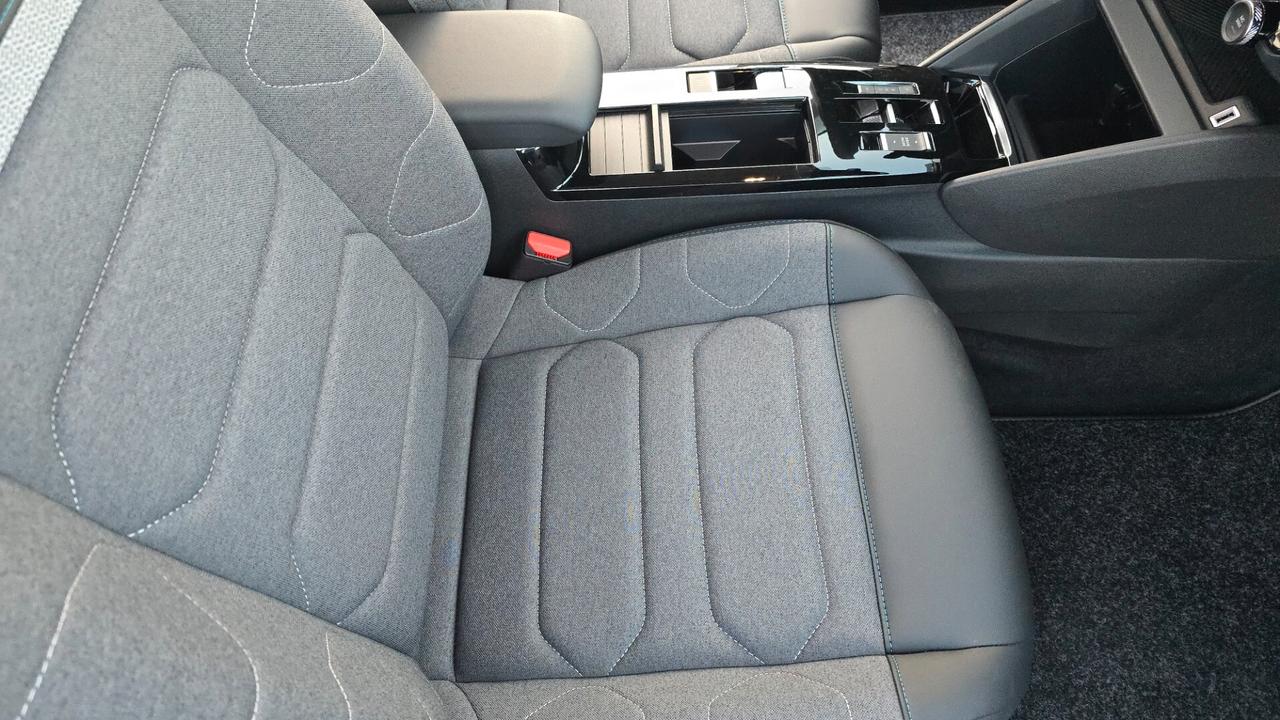 Citroen C4 PureTech 130 S&S EAT8 Plus