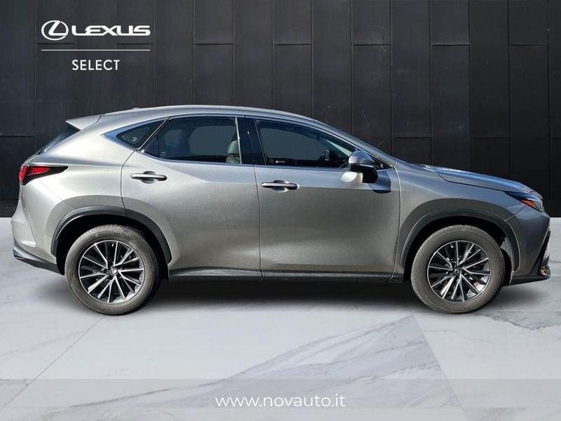 Lexus NX NX 350h 2.5 Business 4wd 244cv e-cvt