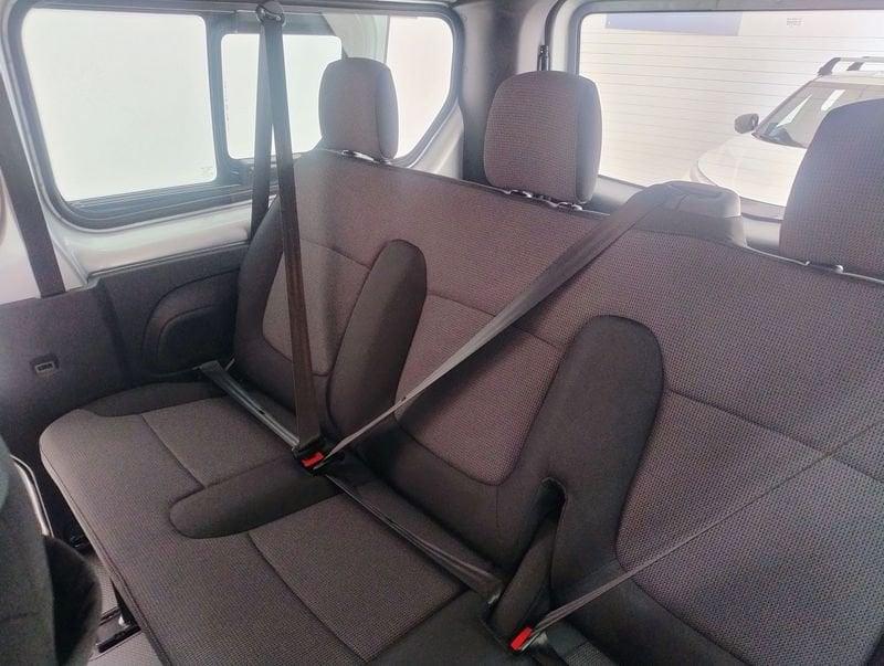 Nissan Primastar Primastar Bus L2 2.0 dCi 150CV N-Connecta 9 posti IVA ESCLUSA