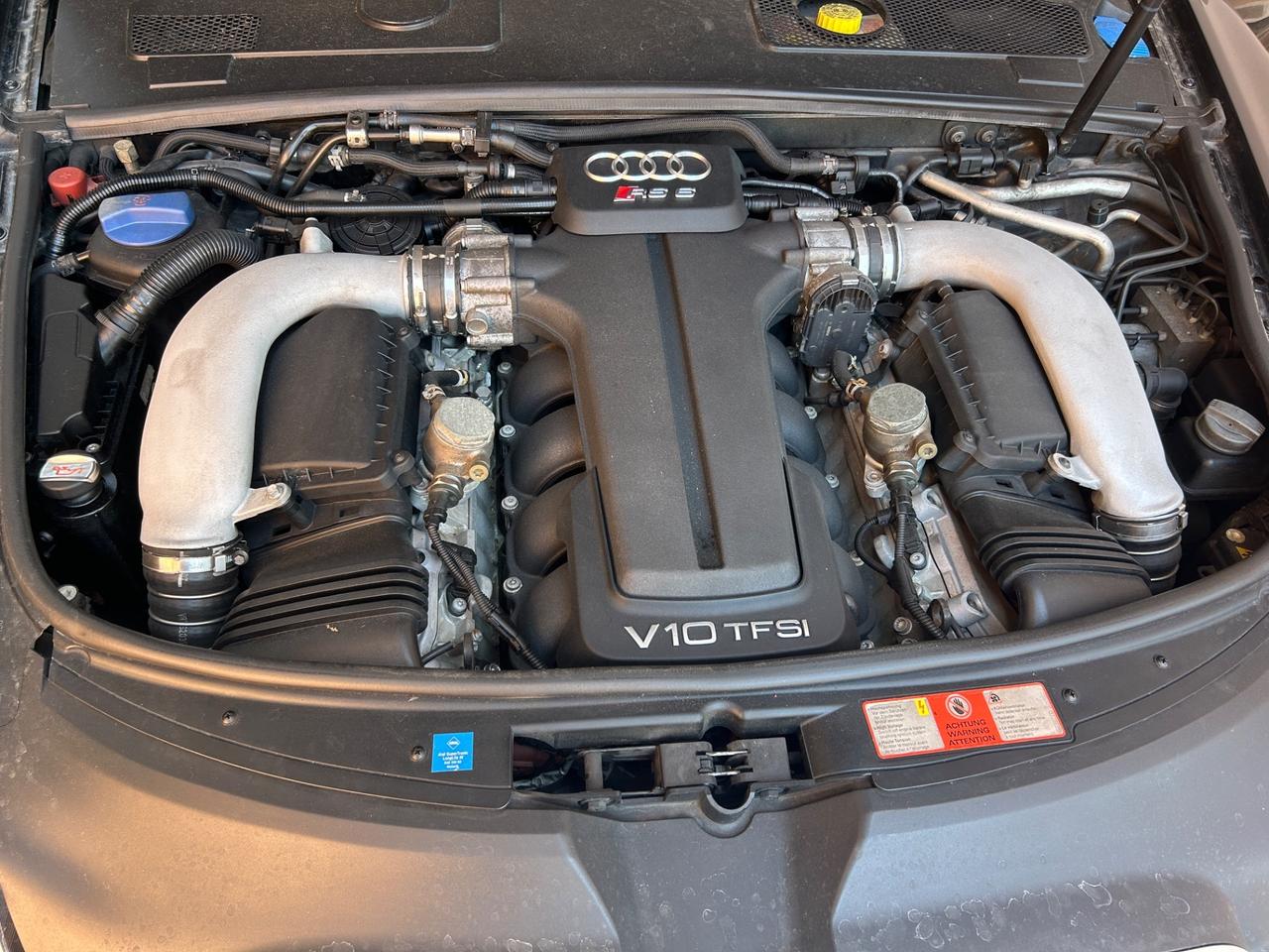 Audi RS6 RS 6 Avant 5.0 V10 quattro tiptronic