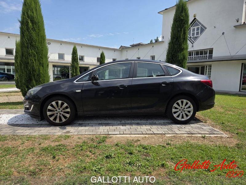 Opel Astra 1.4 Turbo GPL 140CV 4 porte