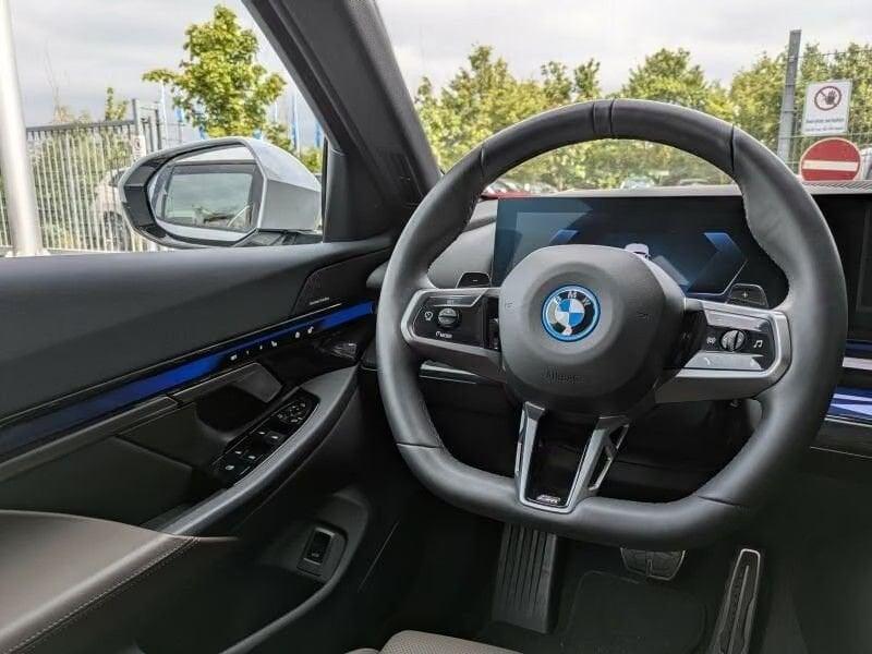 BMW Serie 5 530e xDrive M Sport Gancio Tetto Pelle Harman Kardon