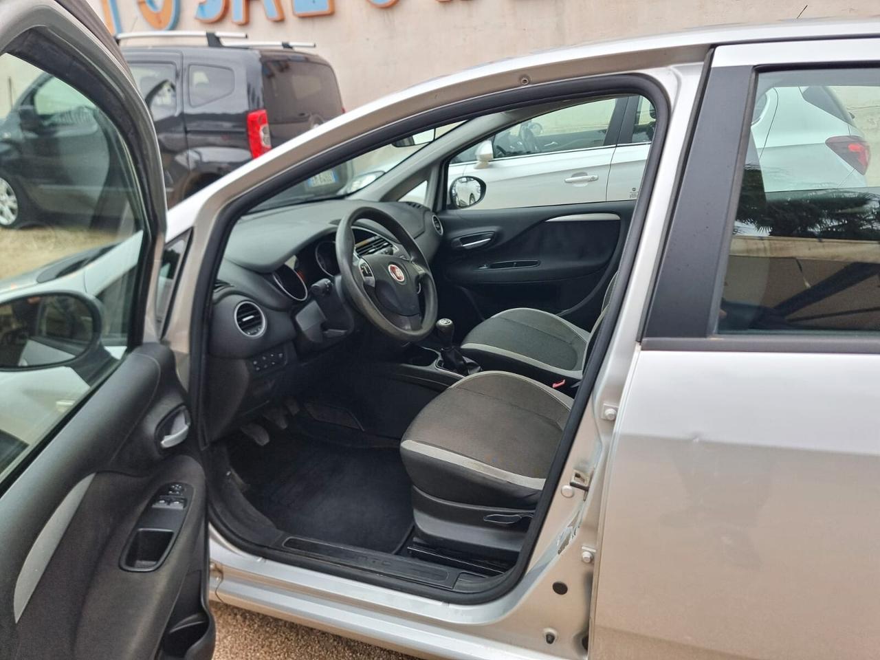 Fiat Punto 1.3 MJT II S&S 85 CV 5 porte ECO Lounge ok NEOPATENTATO