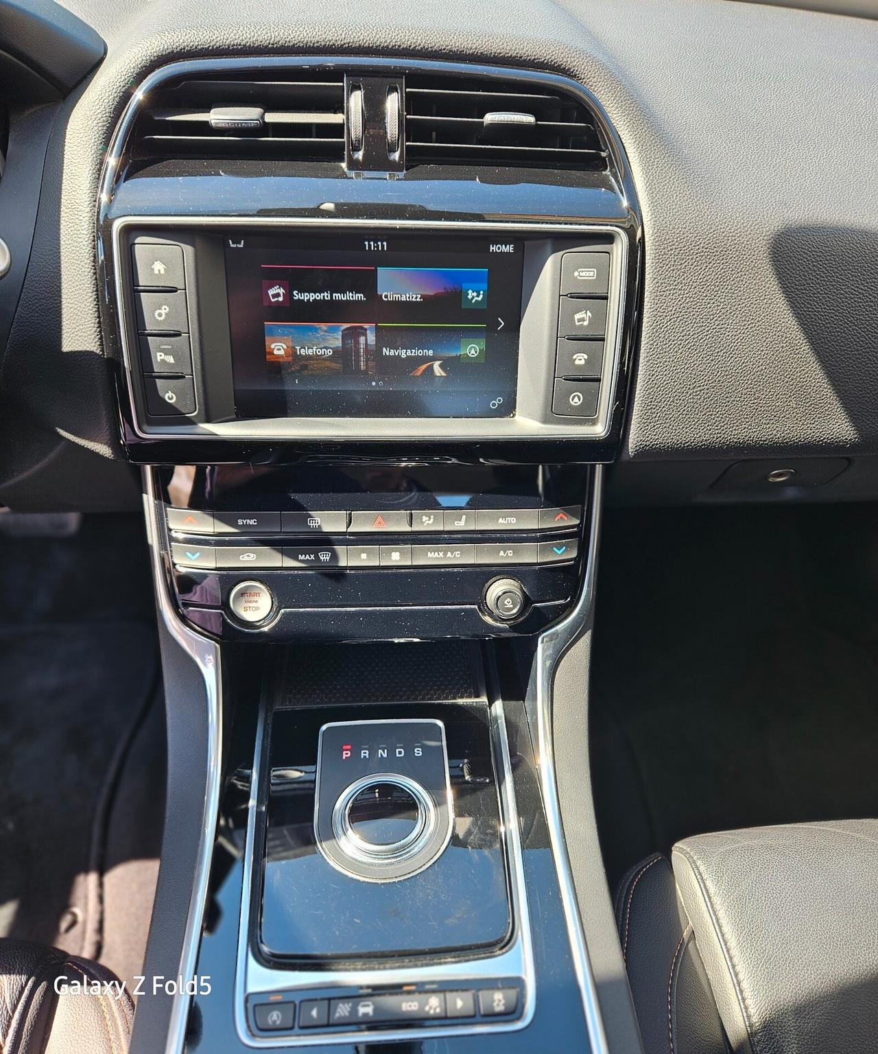 Jaguar XE 2.0 D 180 CV PORTFOLIO garanzia