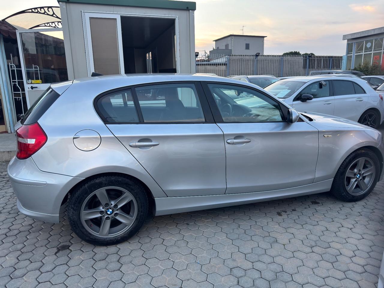 Bmw 116 116i cat 5 porte ADATTA A NEOPATENTATI