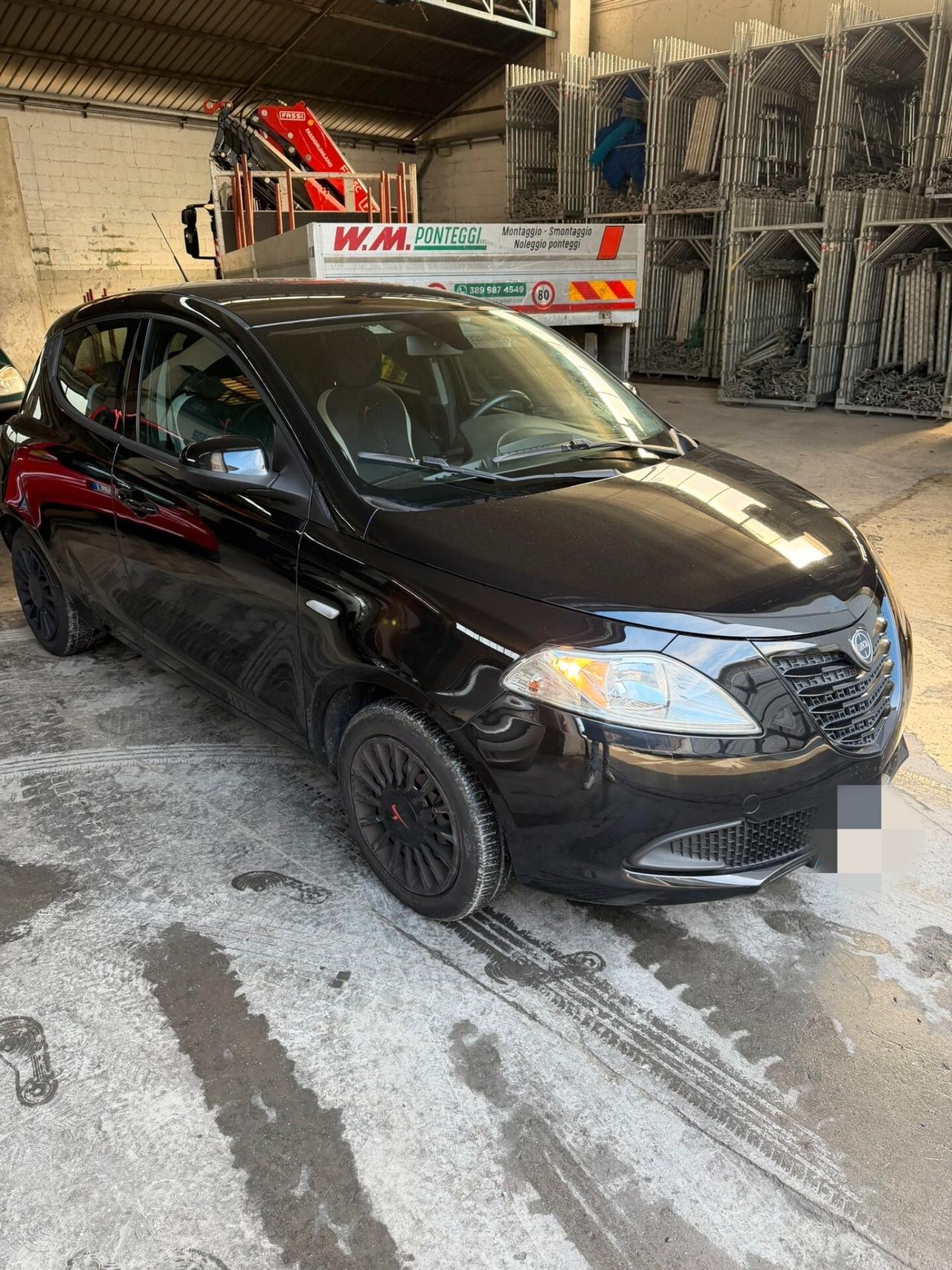 Lancia Ypsilon 1.2 69 CV 5 porte GPL Ecochic Platinum