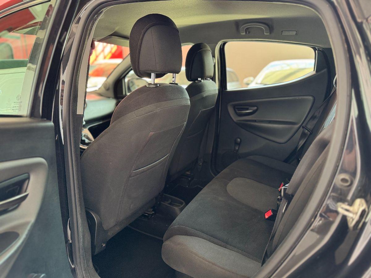 LANCIA - Ypsilon - 1.2 69 CV 5 porte S&S Platinum