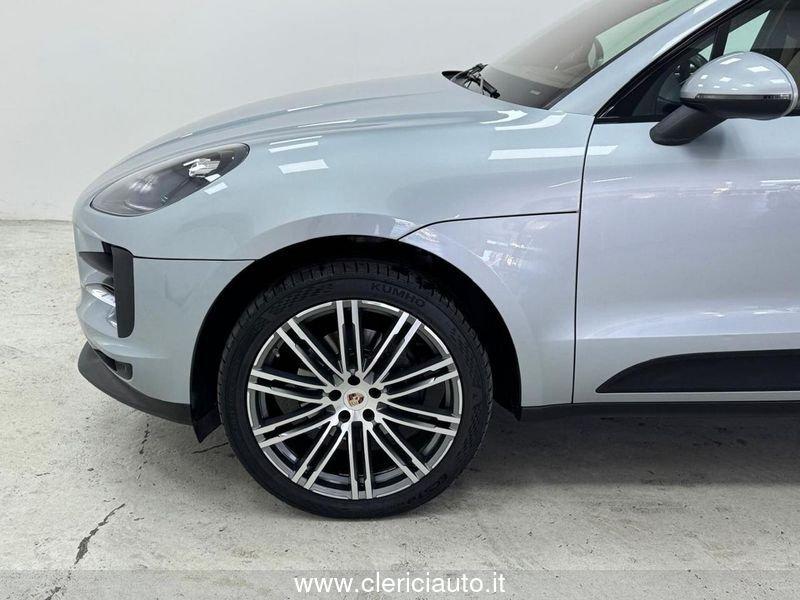 Porsche Macan 2.0 (TETTO)