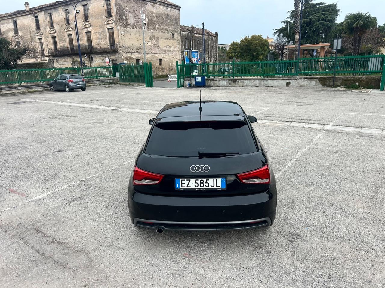 Audi A1 1.4 TDI ultra S tronic line