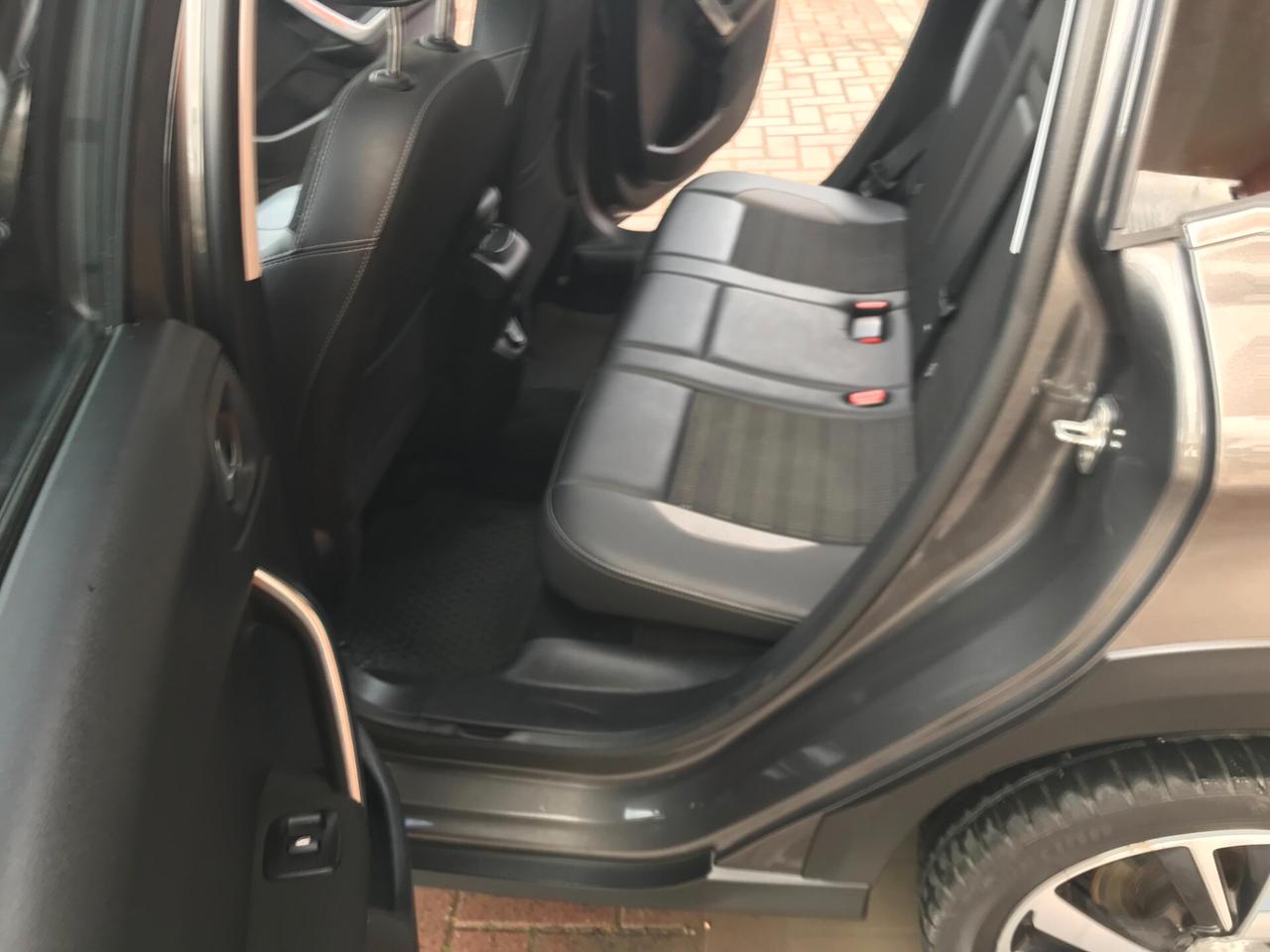 Peugeot 2008 BlueHDi 75 Access