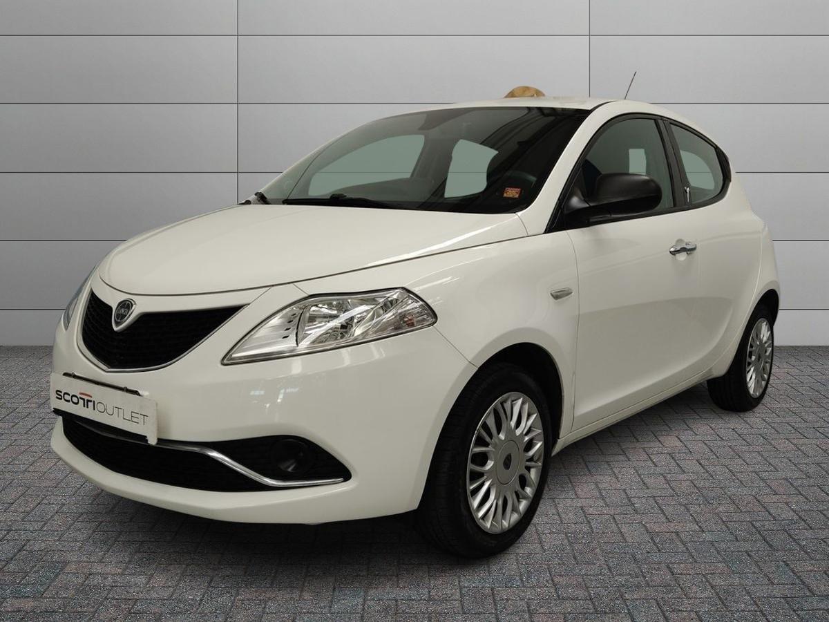 LANCIA Ypsilon III 2015 - Ypsilon 1.2 Silver 69cv