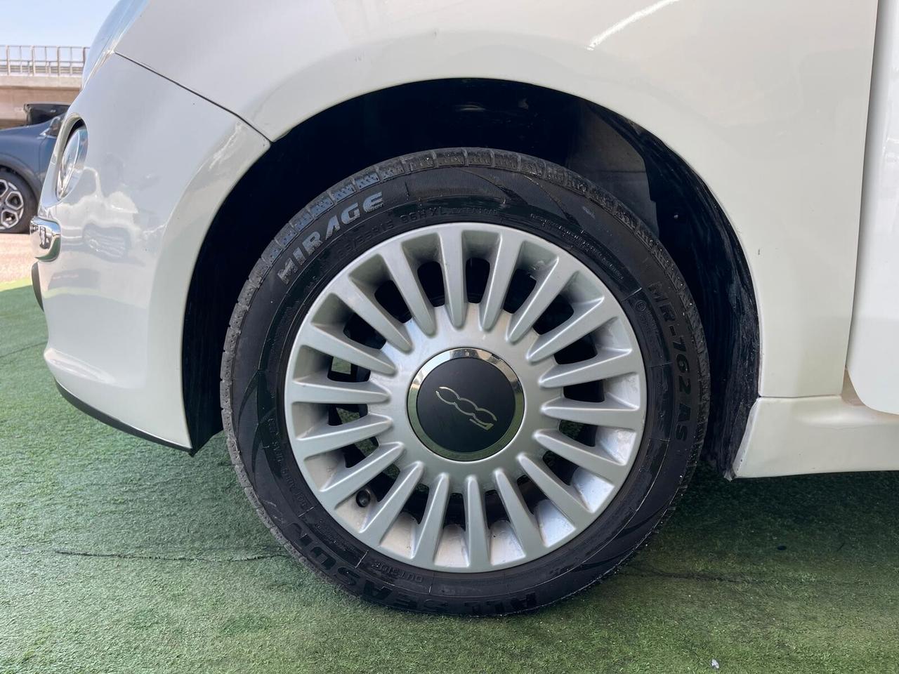 FIAT 500 LOUNGE 1.2 BENZINA 70CV