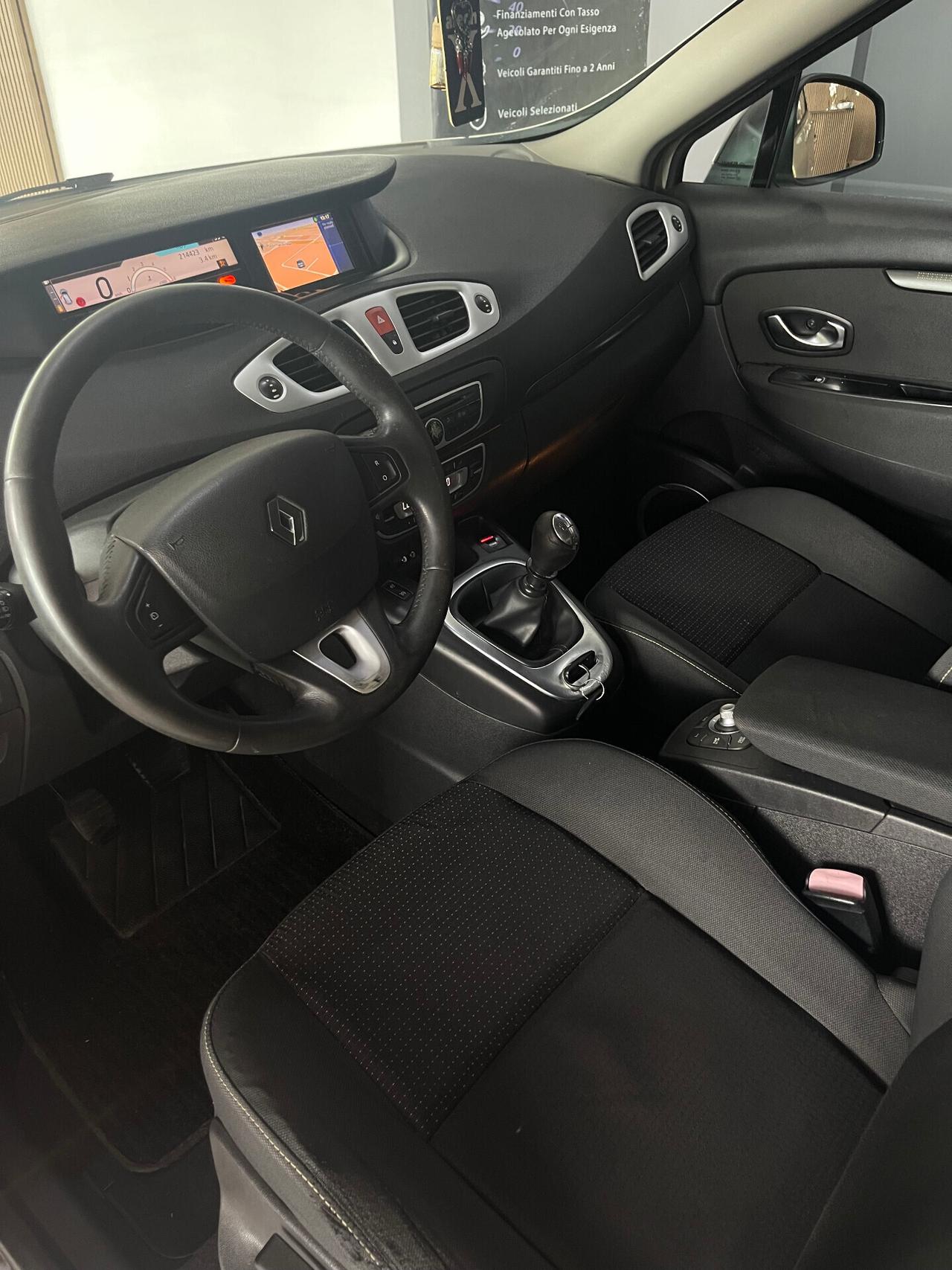 Renault Scenic X-Mod 1.9 dCi 130CV Luxe