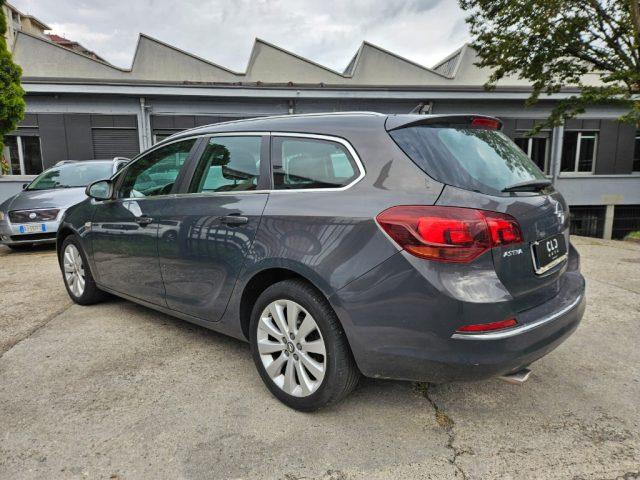 OPEL Astra 1.4 Turbo 140CV Sports Tourer GPL Tech Cosmo