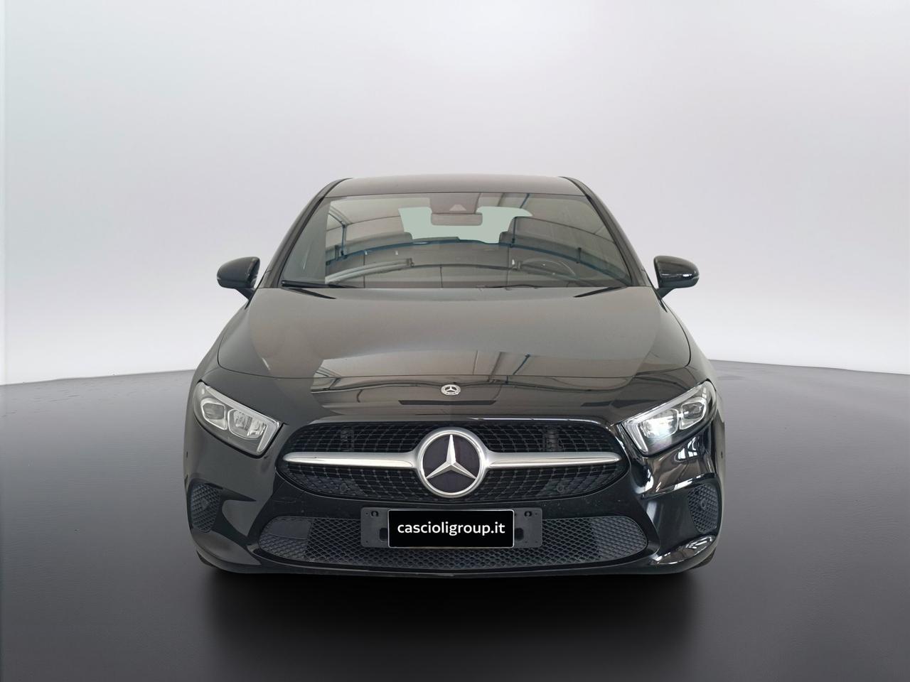 Mercedes-Benz Classe A - W177 2018 - A 180 d Sport Light auto