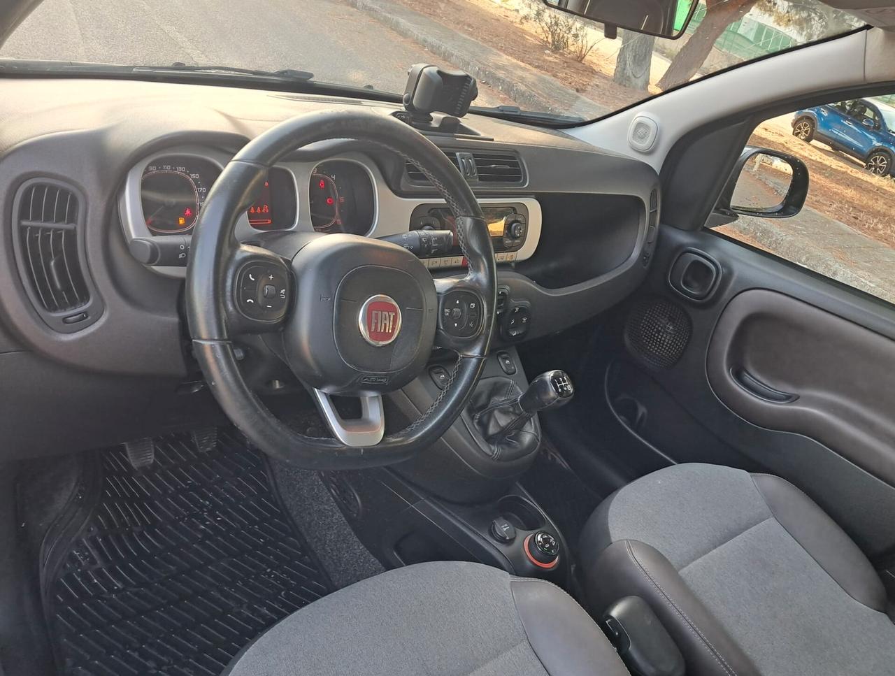 Fiat Panda 1.3 M-Jet Cross 4x4 con gancio traino