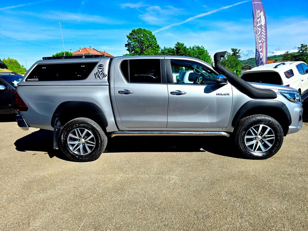 Toyota Hilux 2.4 D-4D Executive+ OMOLOGATO!