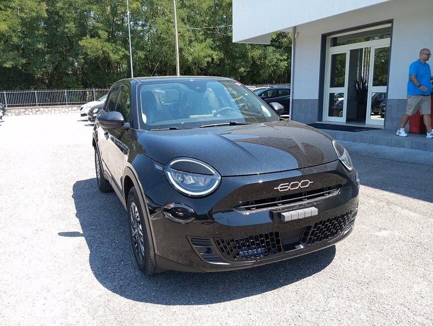 Fiat 600 Hybrid 110 CV DCT MHEV POP