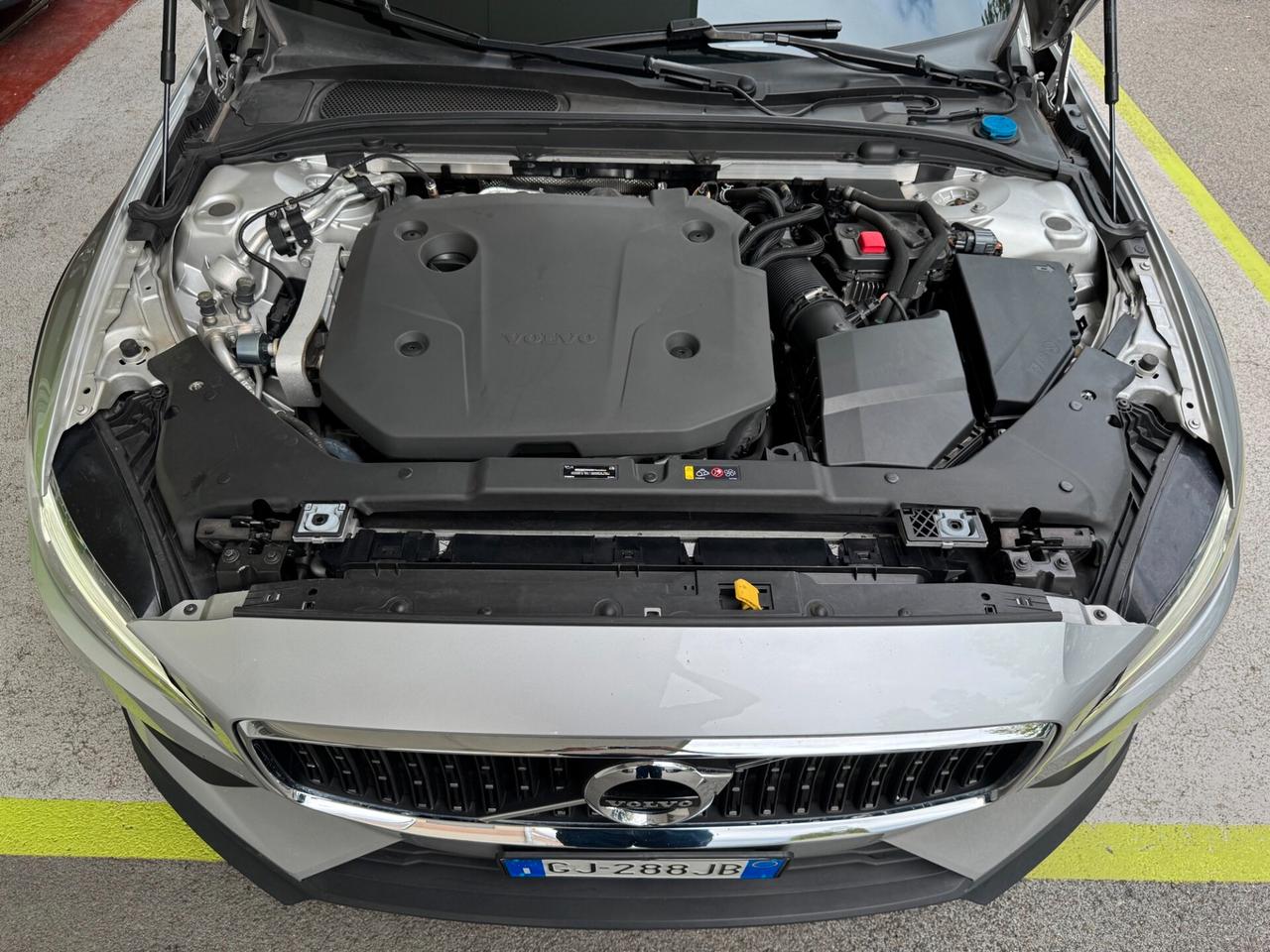 Volvo V60 CC 2.0b4 AWD GEARTRONIC GARANZIA 24 MESI