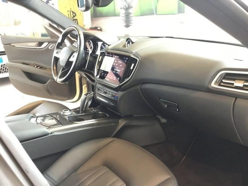 Maserati Ghibli Hybrid 2.0 330cv 48v MHEV GT auto