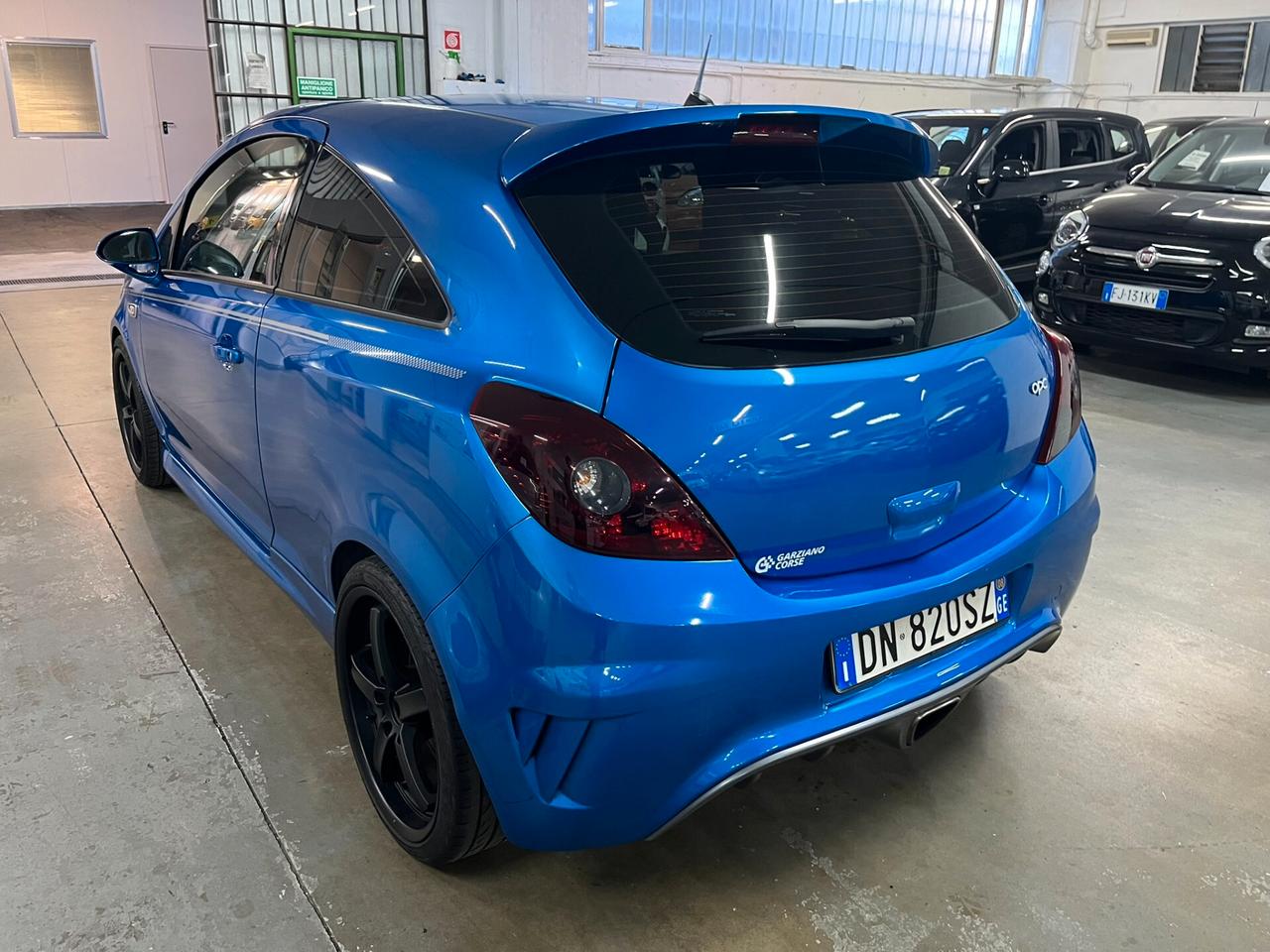 Opel Corsa 1.6 T 192CV 3 porte OPC