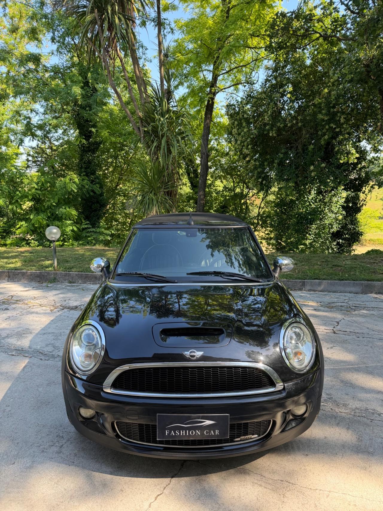 Mini John Cooper Works Cabrio S JHON