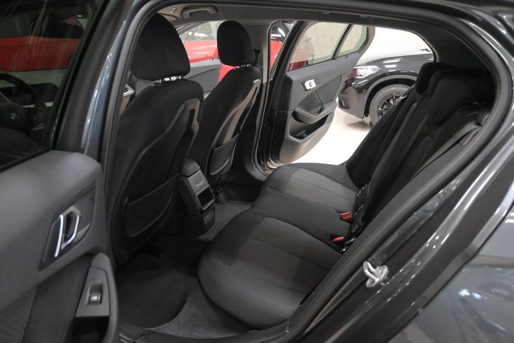 Bmw 116 116i 5p. Business Advantage