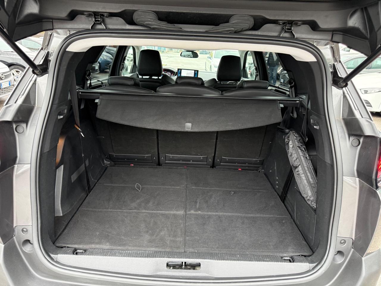 Peugeot 5008 1.5 130 Cv 7 POSTI EAT8 Allure Pack