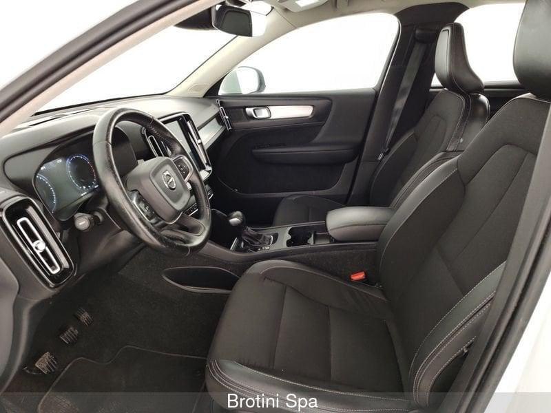 Volvo XC40 XC40 T3 Momentum Pro