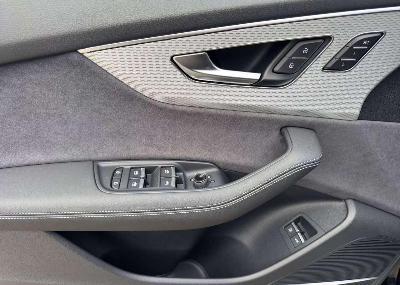 Audi Q8 Q8 3.0 tfsi e S line edition quattro 394cv tiptronic