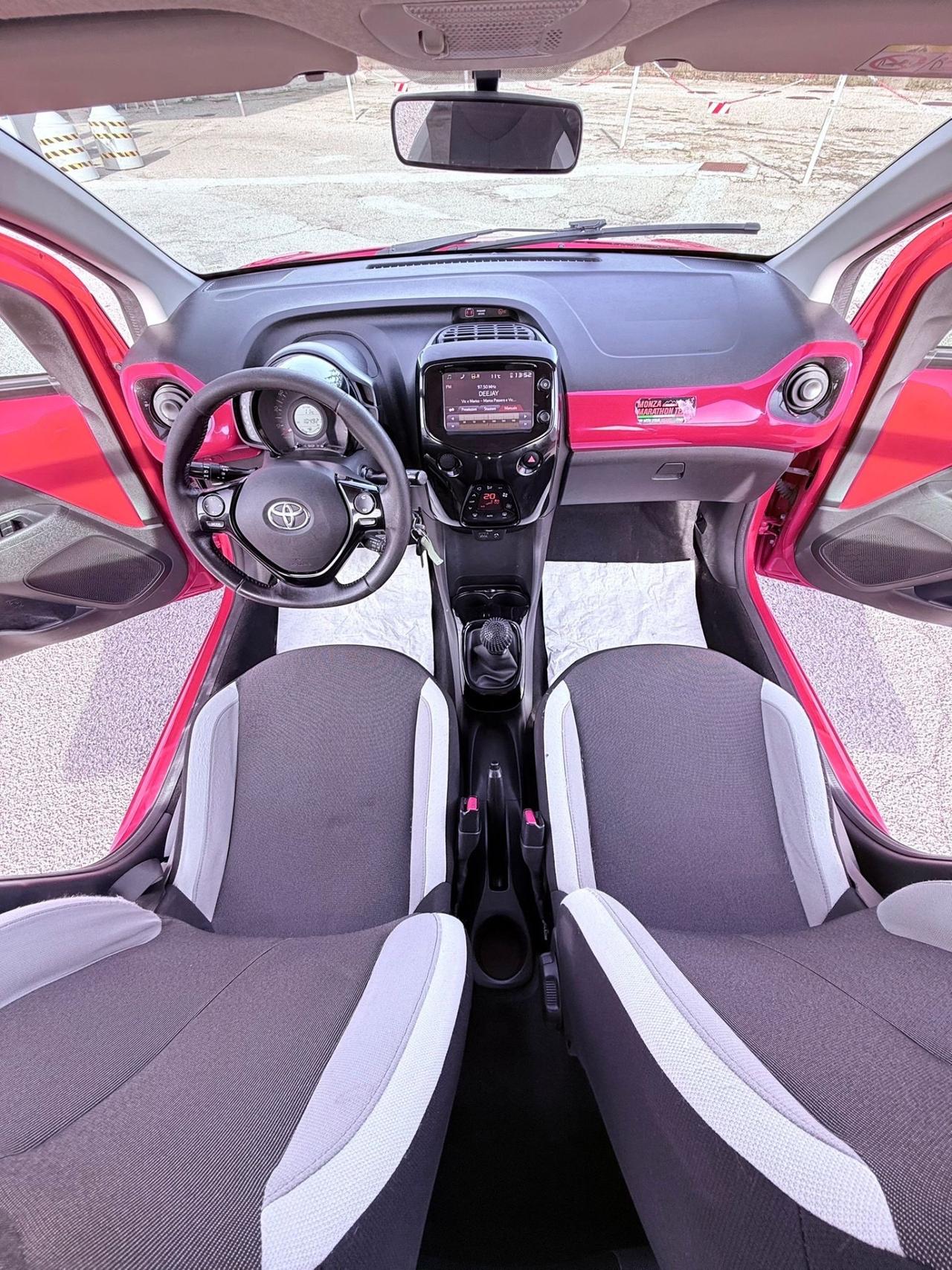 Toyota Aygo 1.0 VVT-i 69 CV 5 porte Ok neopatentati