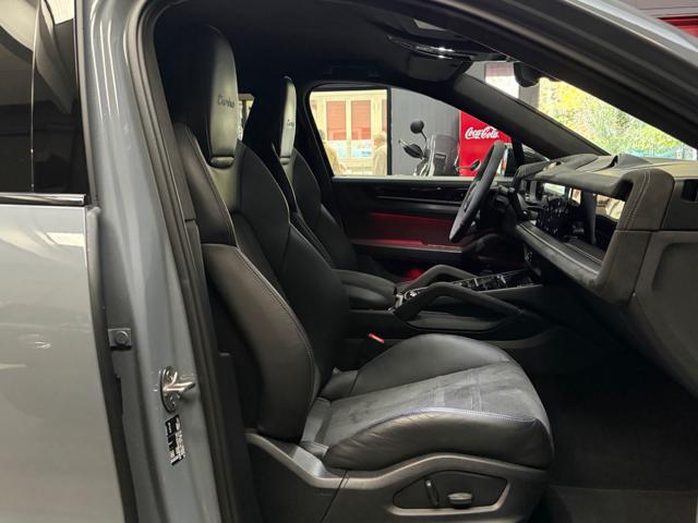 PORSCHE Cayenne Coupé 4.0 V8 Turbo E-Hybrid GT