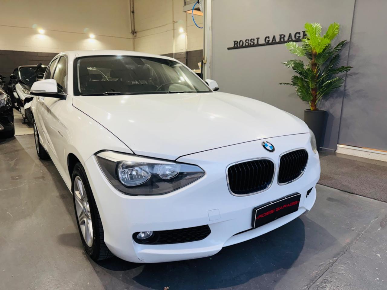 Bmw 116 116d 5p. Urban