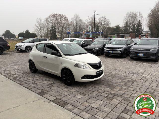 LANCIA Ypsilon 1.2 5 porte ANCHE PER NEOPATENTATI