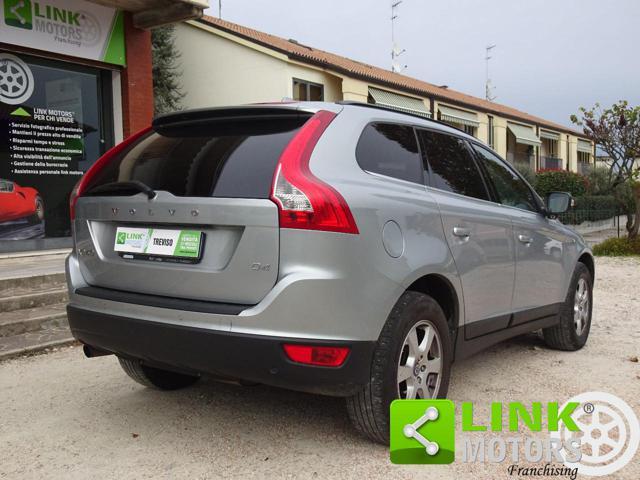 VOLVO XC60 D4 Geartronic Momentum