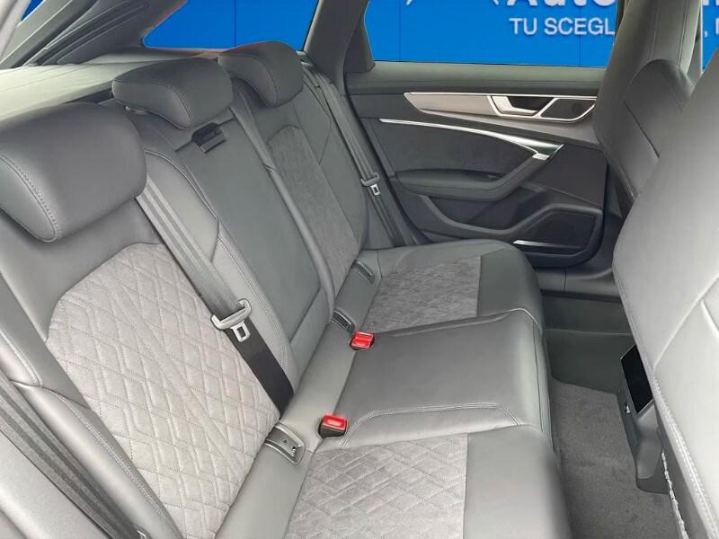 AUDI A6 5ª serie RS 6 Avant 4.0 TFSI V8 quattr...