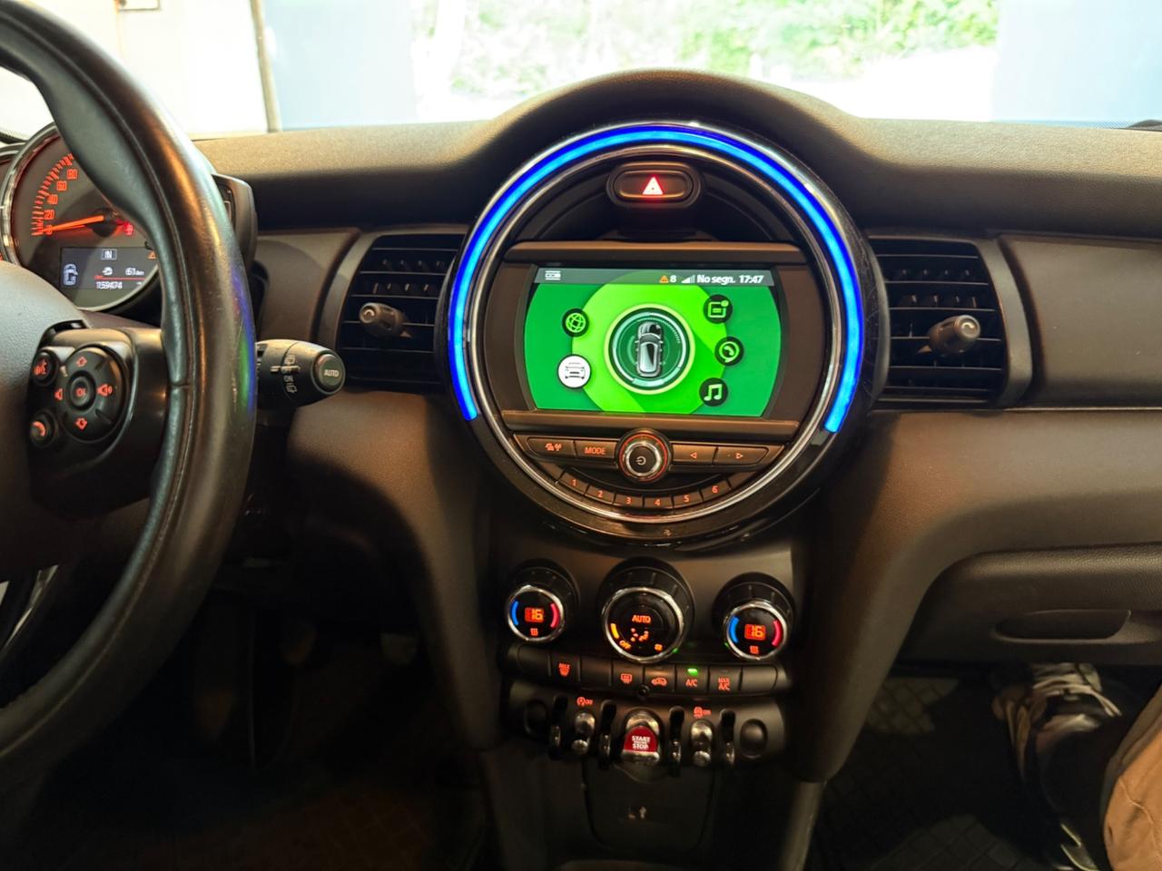 Mini one 1.5 Baker Street 2019 150.000KM