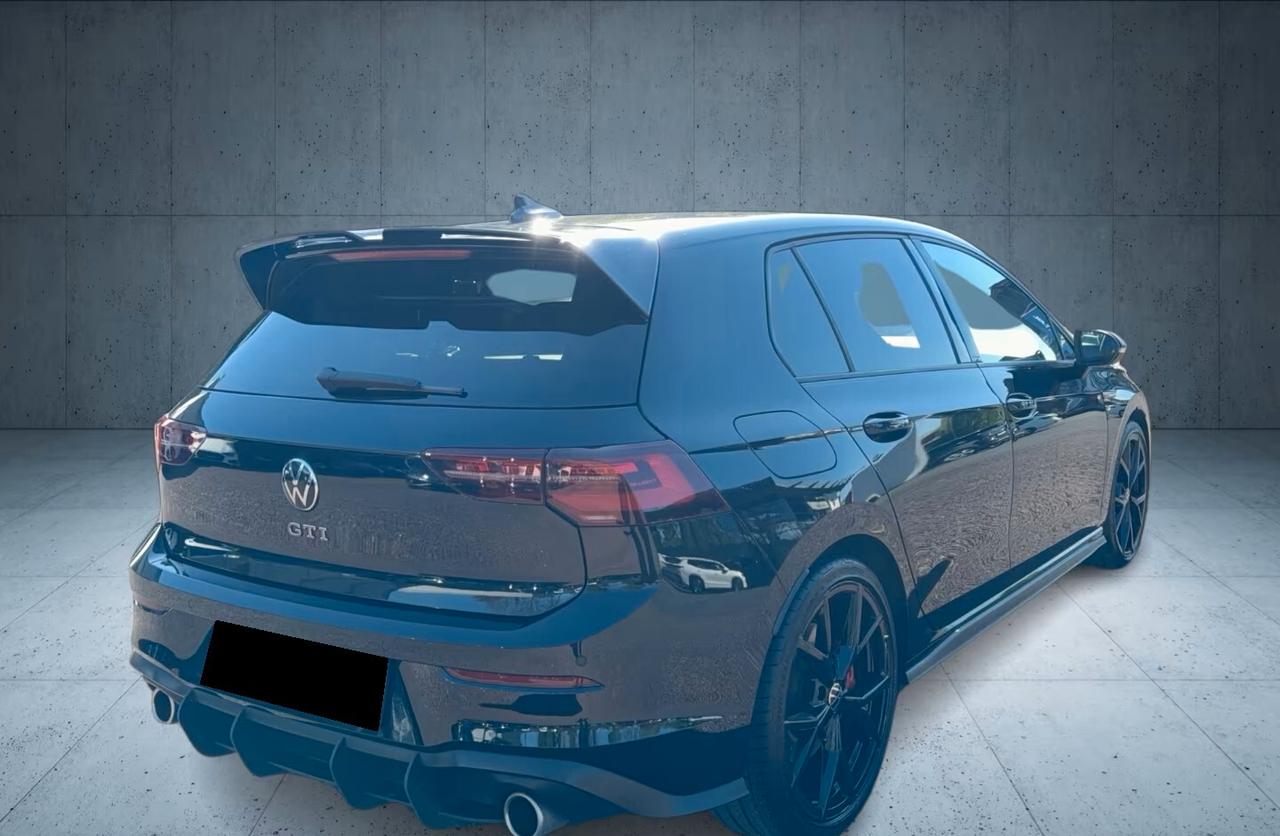 Volkswagen Golf GTI 2.0 TSI DSG
