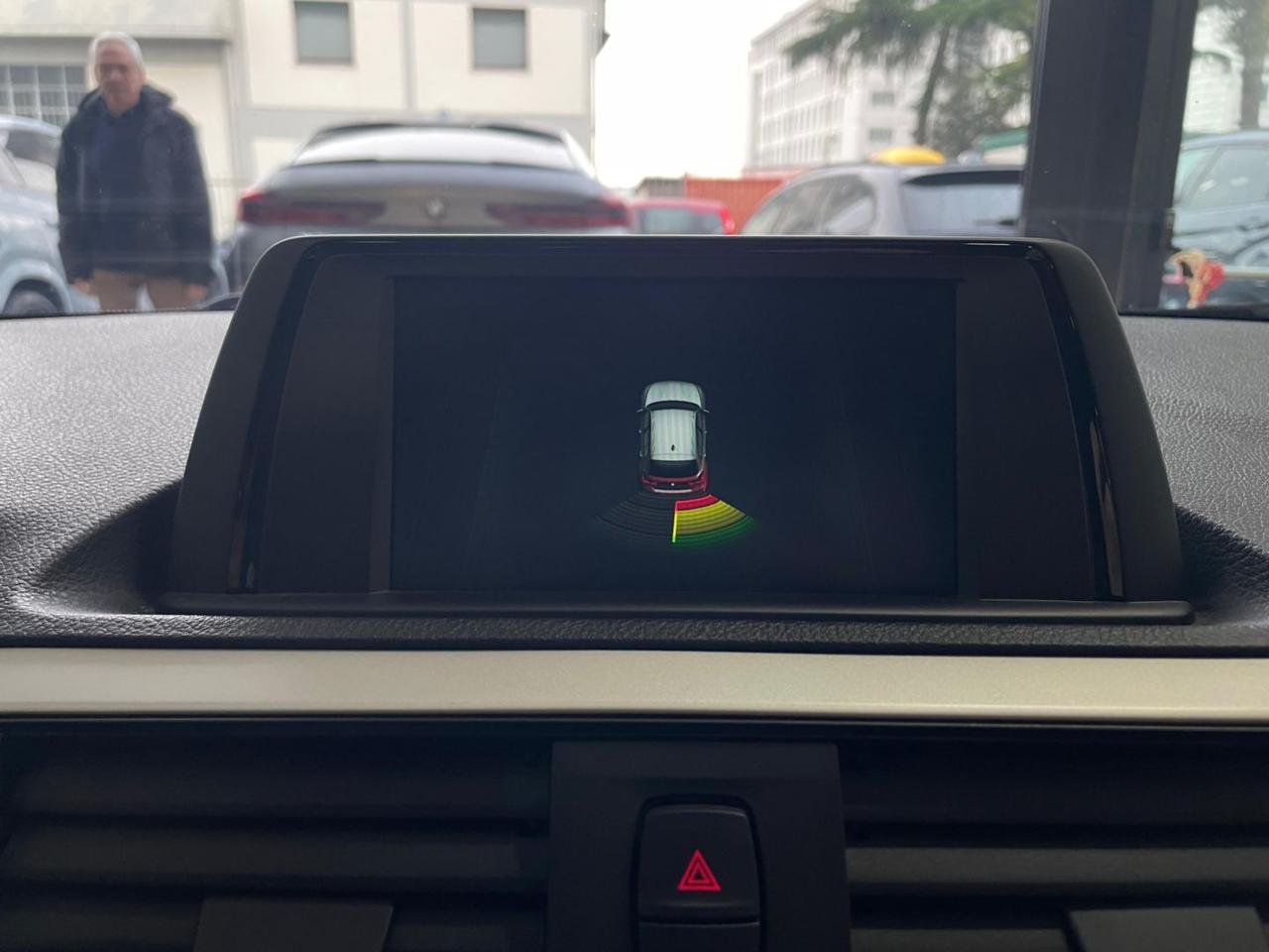 BMW Serie 1 Advantage F40