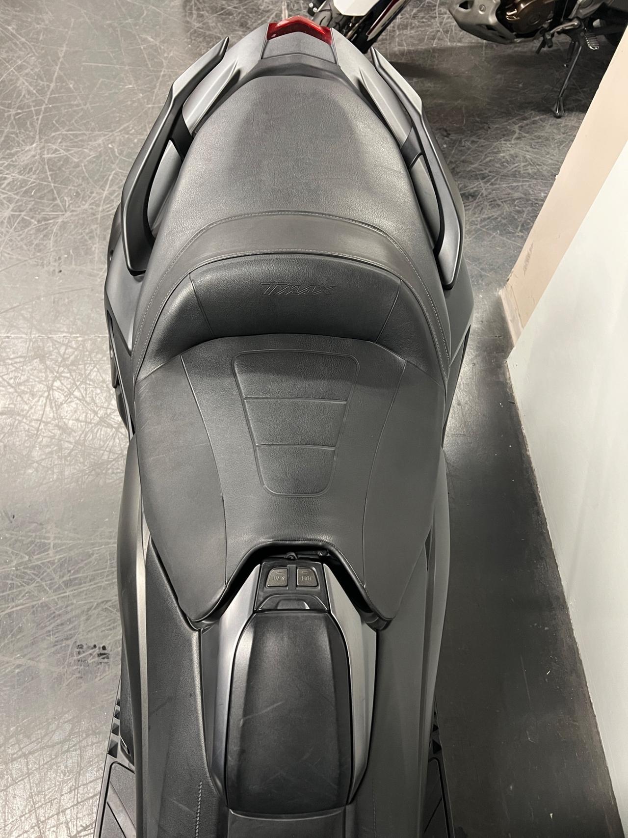 Yamaha TMAX 560 Tech max