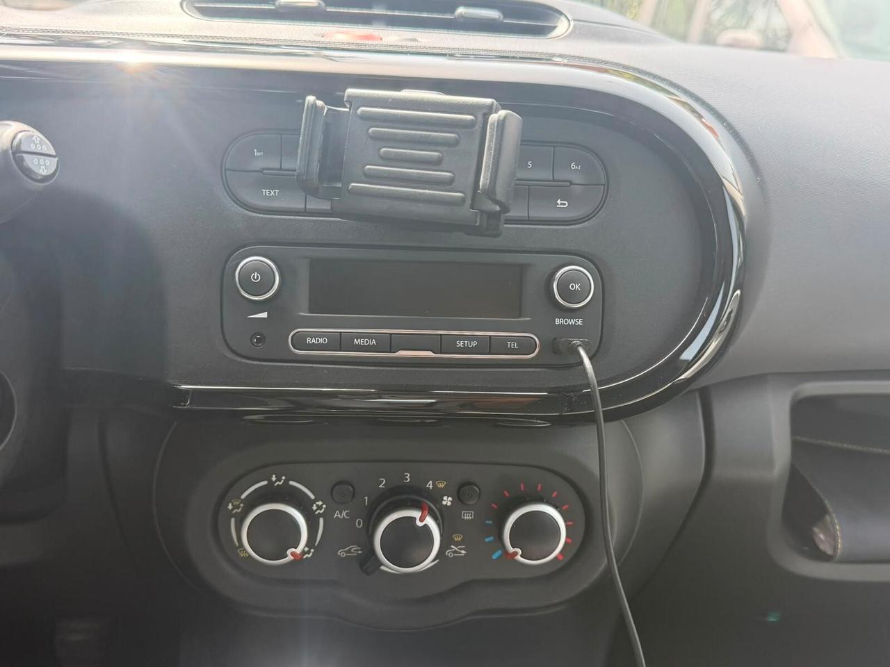 Renault Twingo 1.0 69CV LIMITED,LED, NEOPATENTATI,UNIPRO,GARANZIA