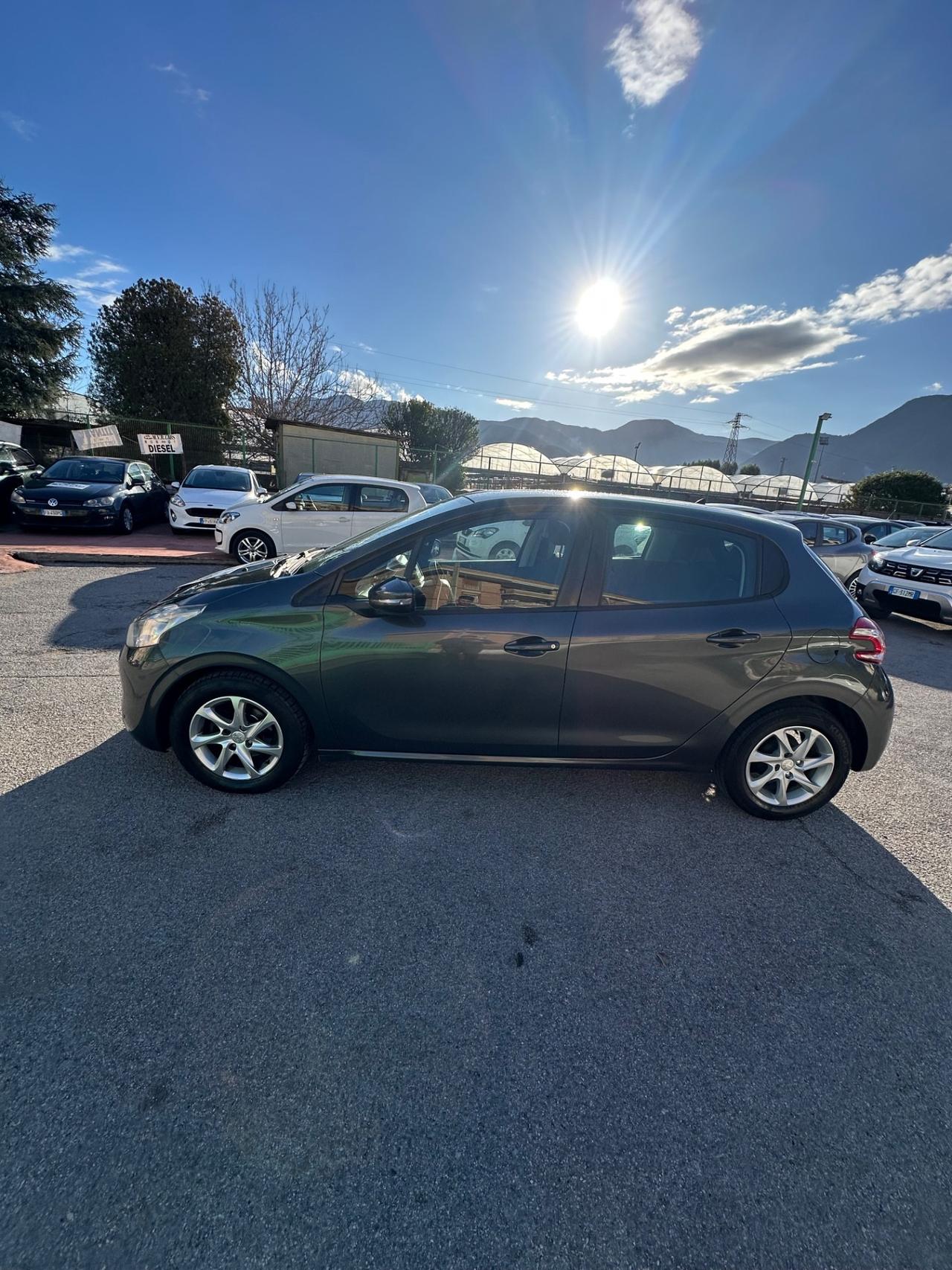 Peugeot 208 1.4 HDi 68 CV 5 porte Active