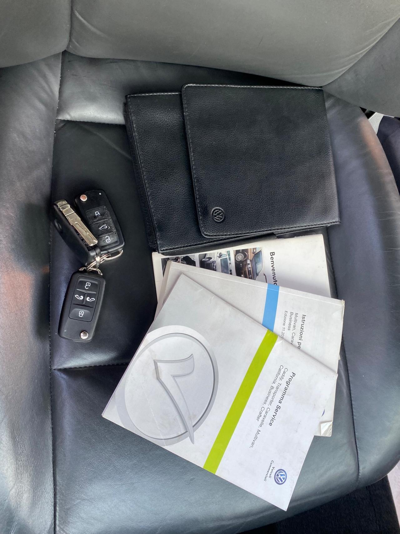 Volkswagen Multivan 2.0 TDI 140CV Highline 7 posti NEOPATENTATI!!!