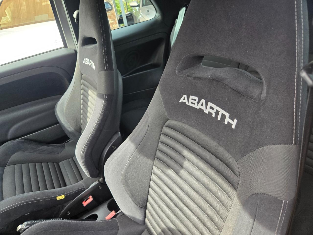 Abarth 595 C 1.4 Turbo T-Jet 180 CV Competizione
