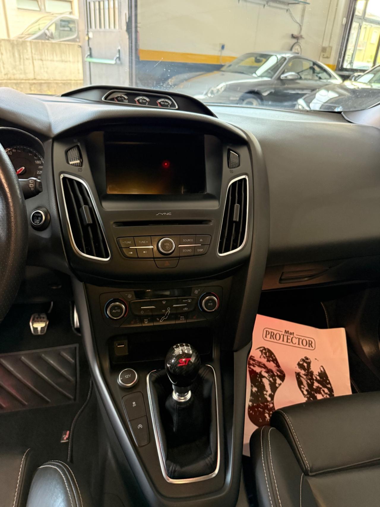 Ford Focus st 2.0 EcoBoost 250 CV stage1 +