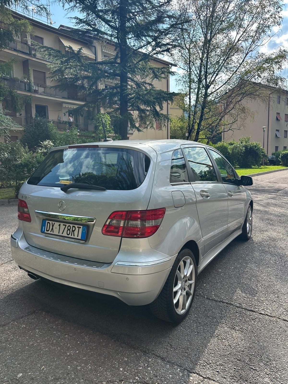 Mercedes-benz B 180 BlueEFFICIENCY Sport NEOPATENTATI