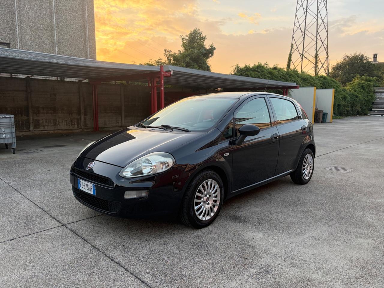 Fiat Punto 1.3 MJT II S&S 95 CV 5 porte Street
