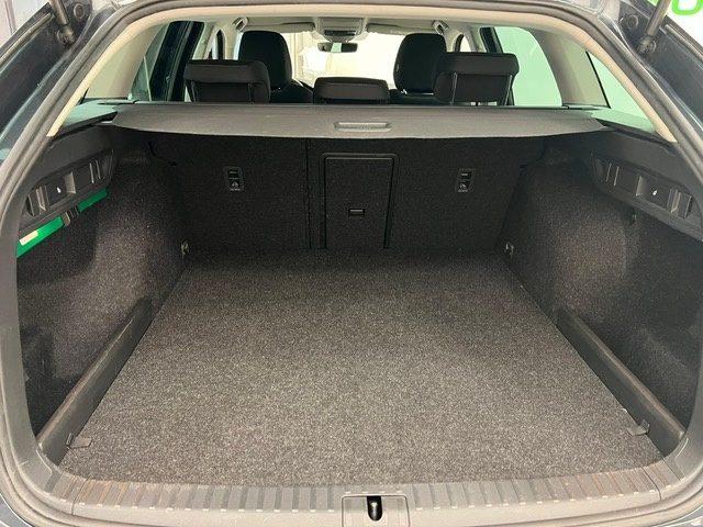 SKODA Octavia IV - Wagon 1.5 g-tec Executive 130cv dsg
